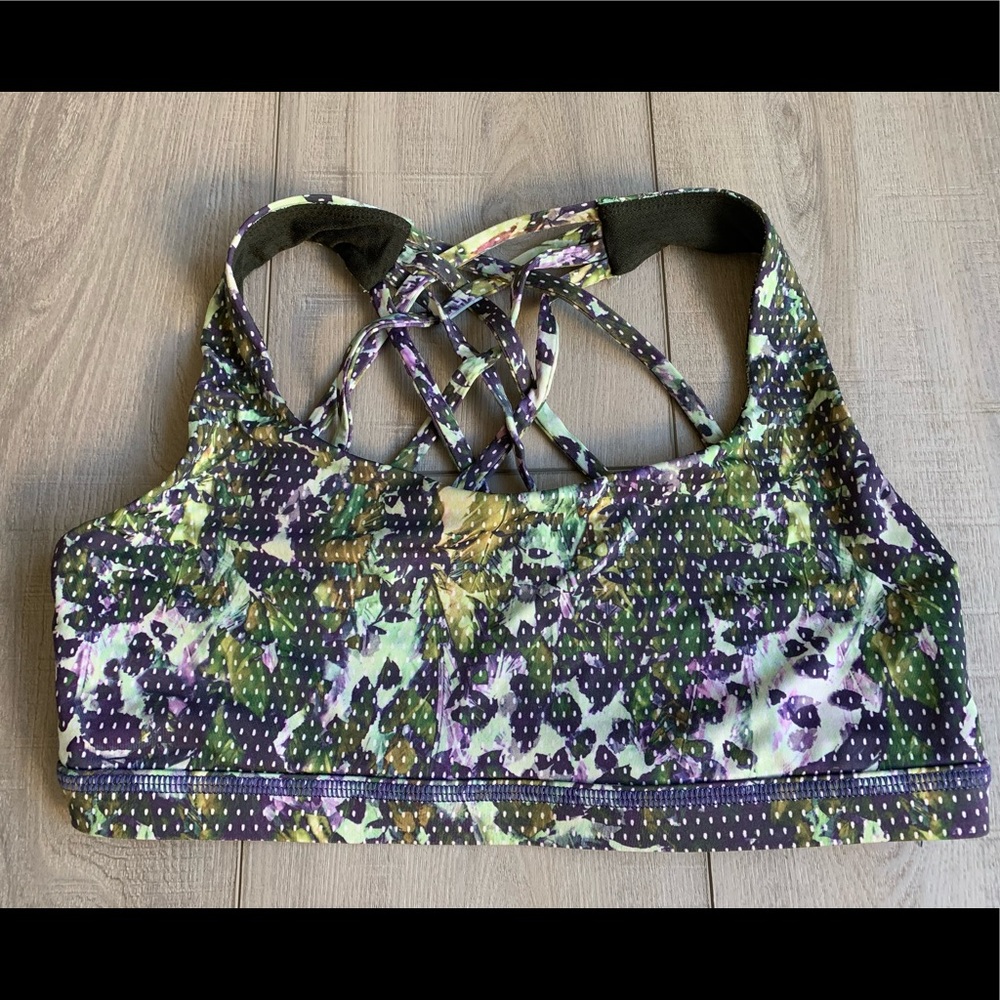 Lululemon sport bra power women Sz 6